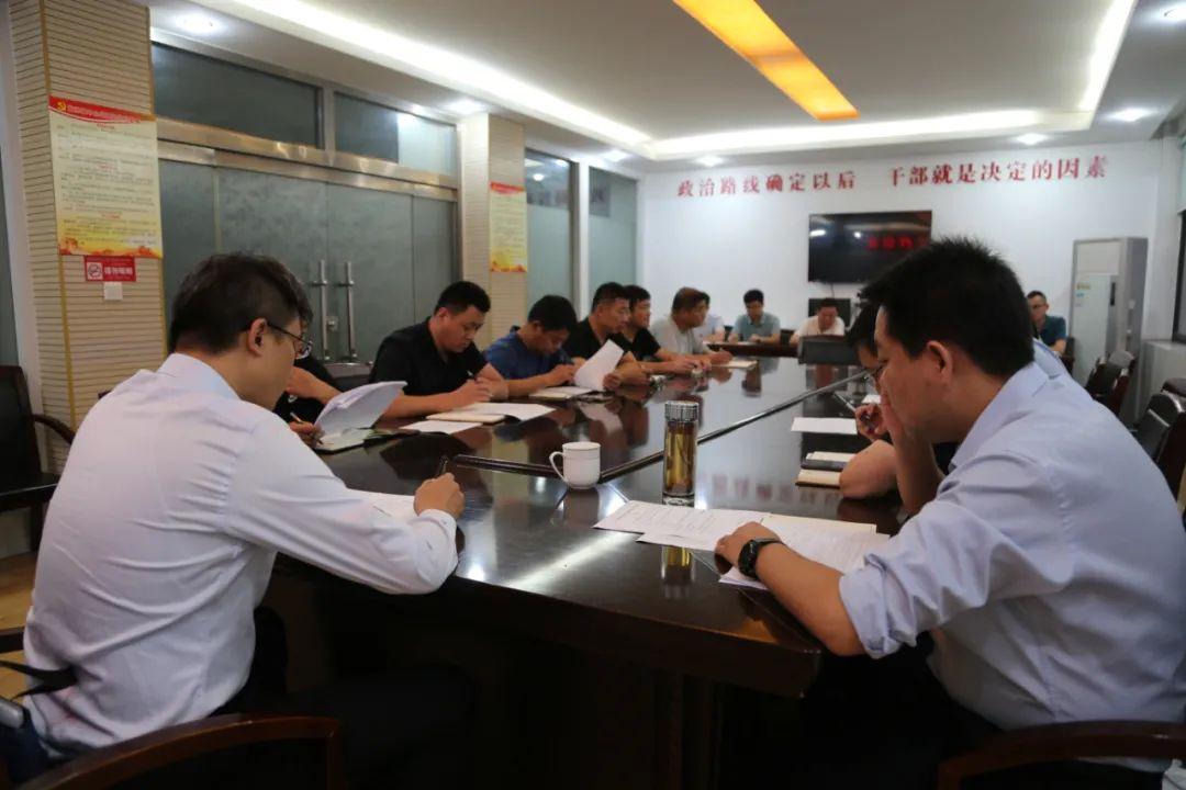 二八携手进皇宫三四今开九得利是什么生肖精选解析、解释与落实、构建解答解释落实